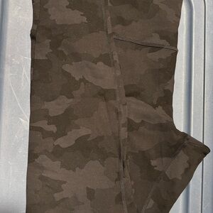 Lululemon Camouflage Leggings 14